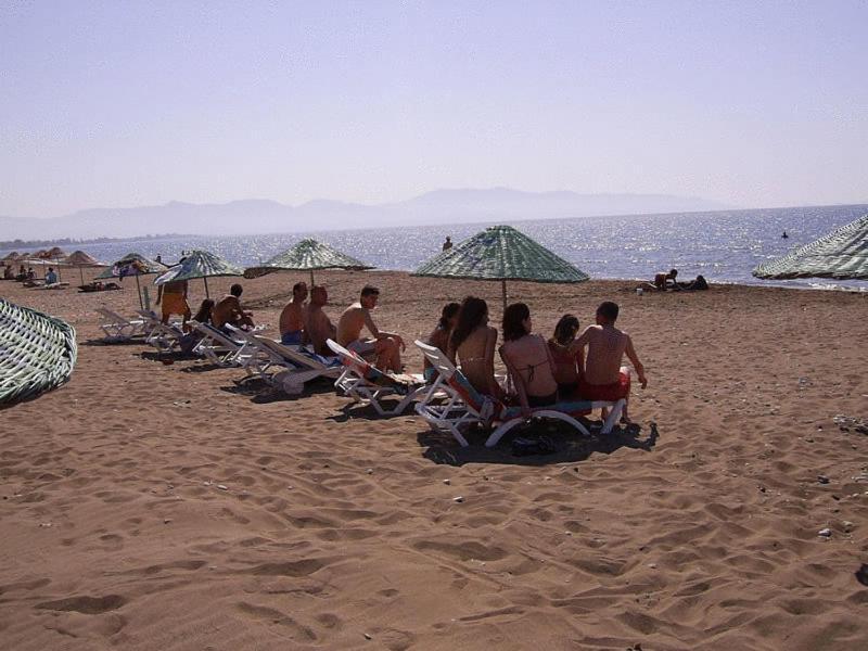 Hotel Simsek Финике Екстериор снимка