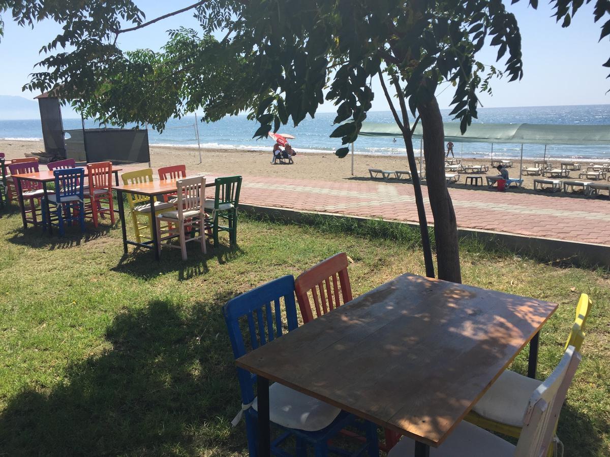 Hotel Simsek Финике Екстериор снимка